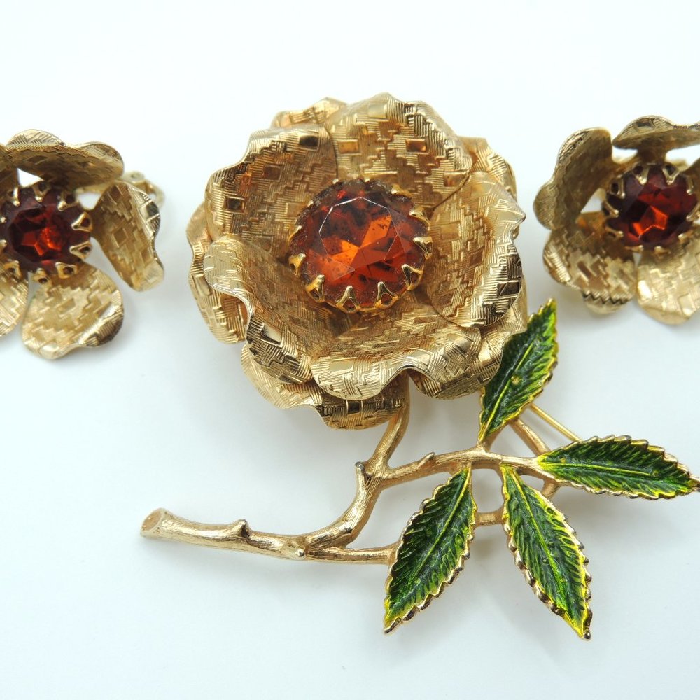 Vtg Sarah Coventry Brooch & Earrings Set